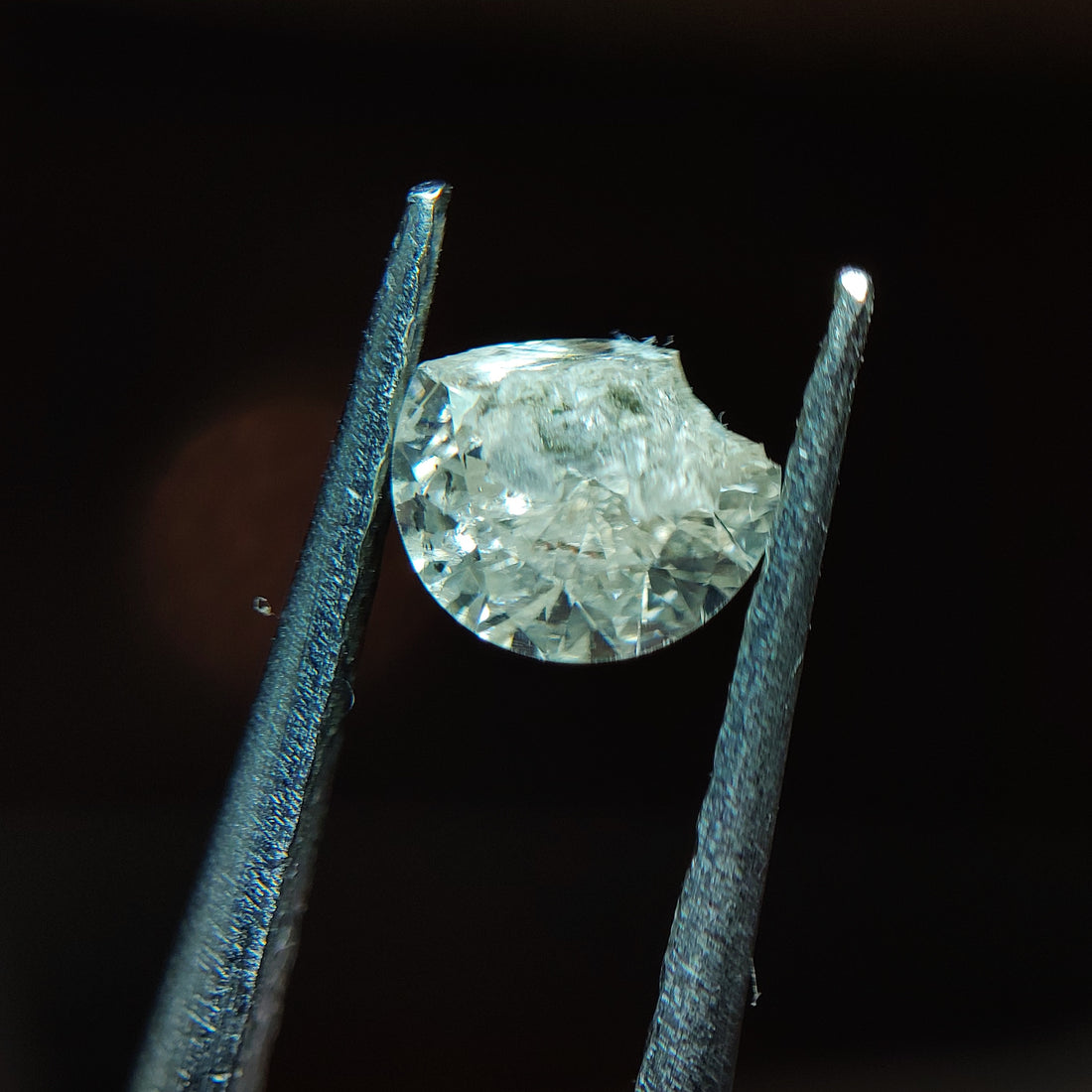 Can you break or chip a Diamond?