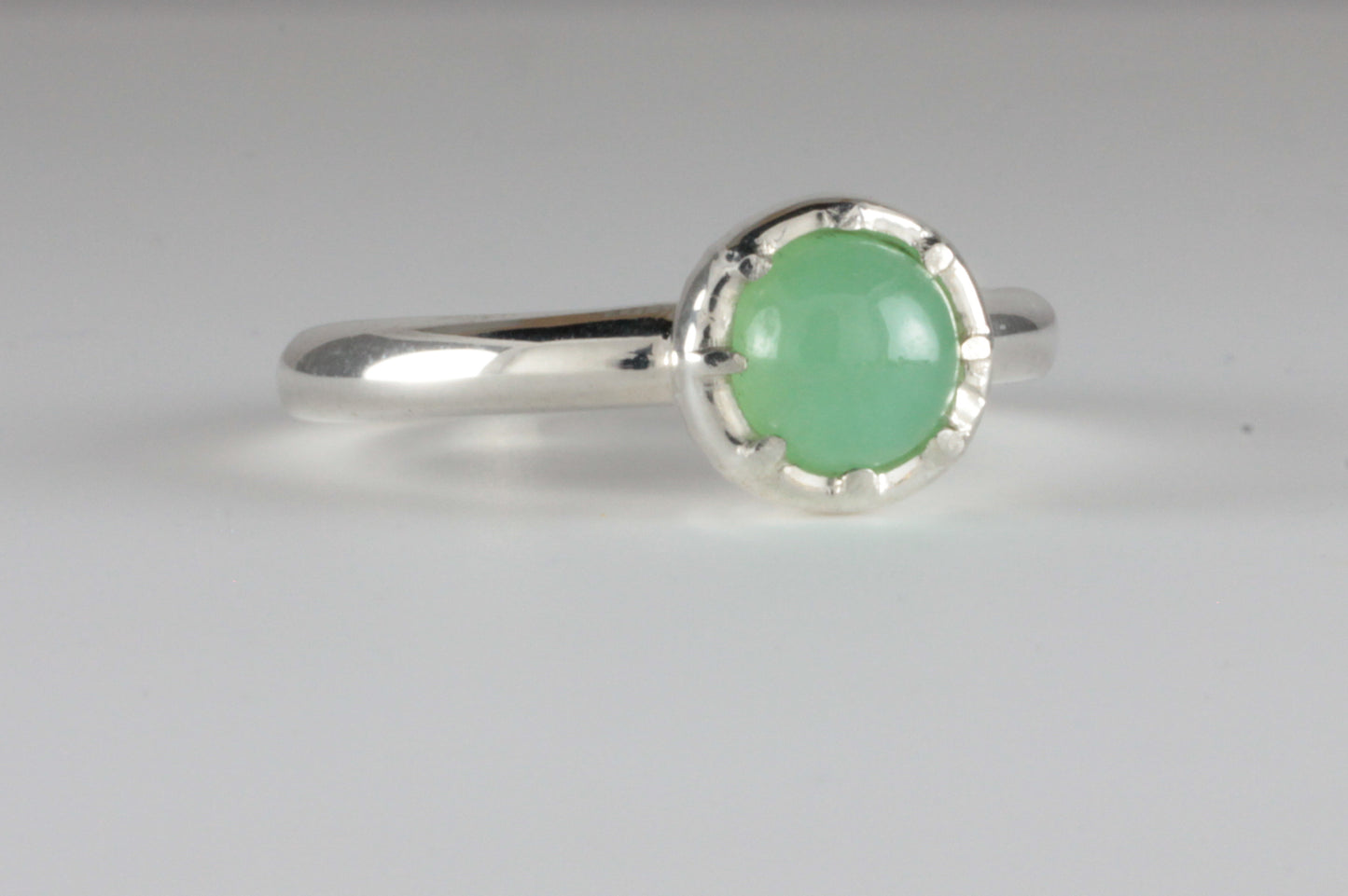 Cutdown 8-claw Georgian style Round Chrysoprase Cabochon Ring