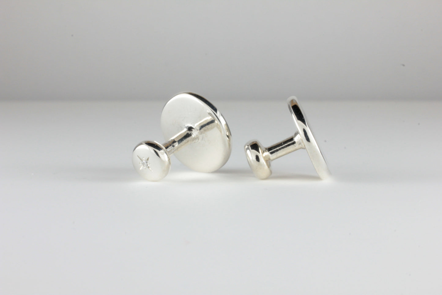 99.99% Silver Collar Studs set with Colourless Diamond