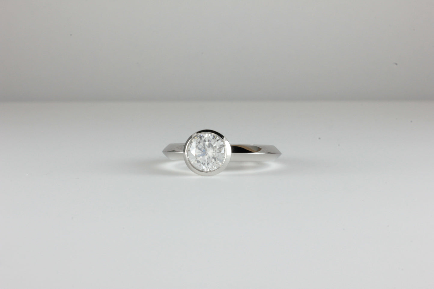 1.09ct Diamond Art Deco Design Platinum Ring