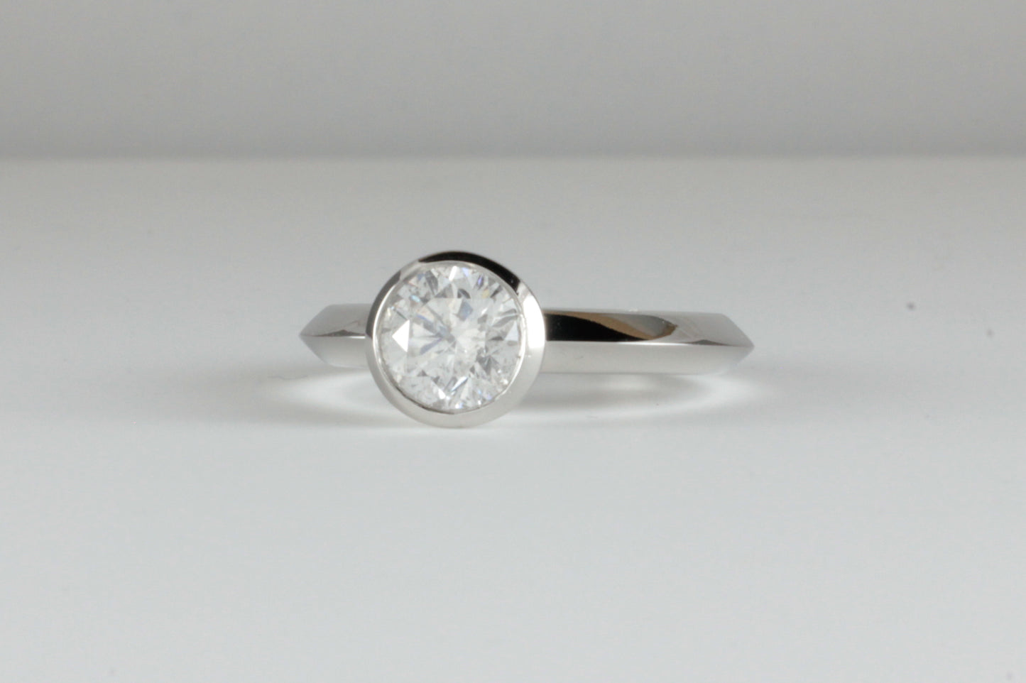 1.09ct Diamond Art Deco Design Platinum Ring