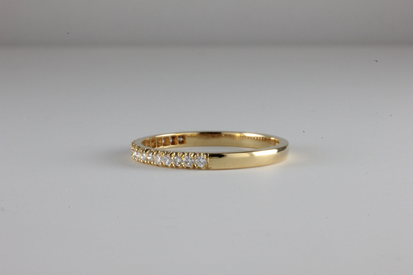 18ct Yellow Gold Diamond 0.20tcw Half Eternity Ring 1.8mm wide Fishtail Castle Set
