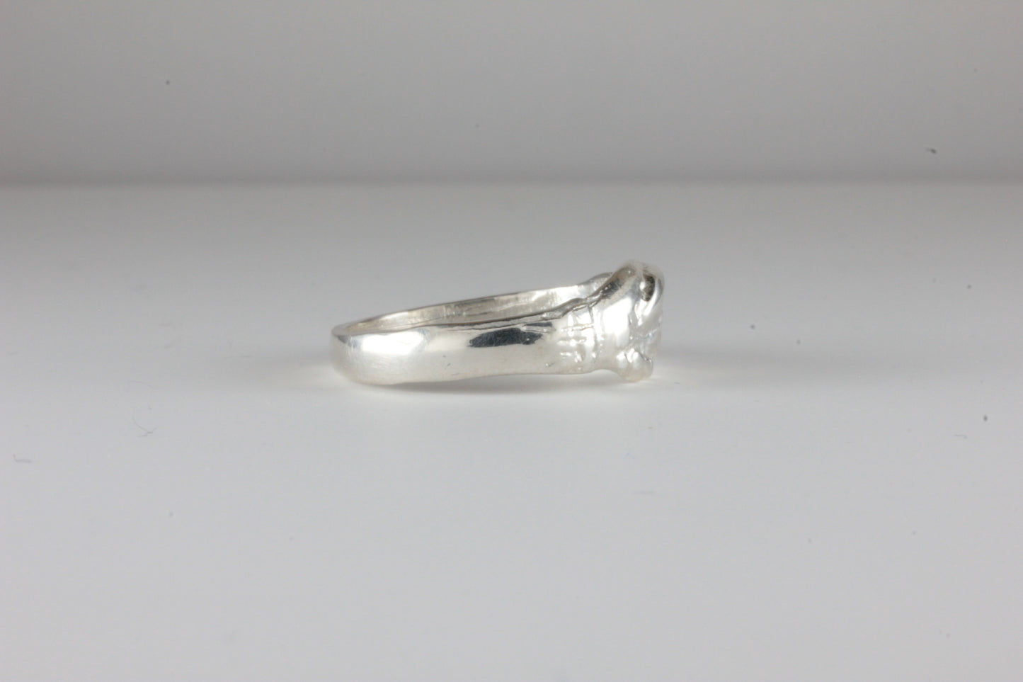 'Ludus' Clasped Hands Posy Ring C12th Medieval style