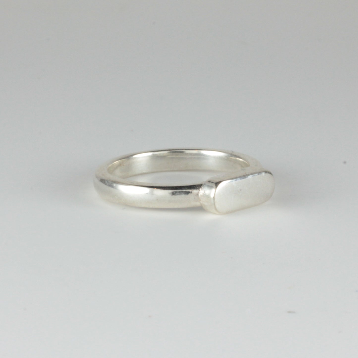 Unusual SIgnet Ring Ladies