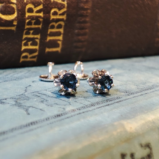 Georgian style 14ct White Gold Sapphire Stud Earrings 0.71tcw