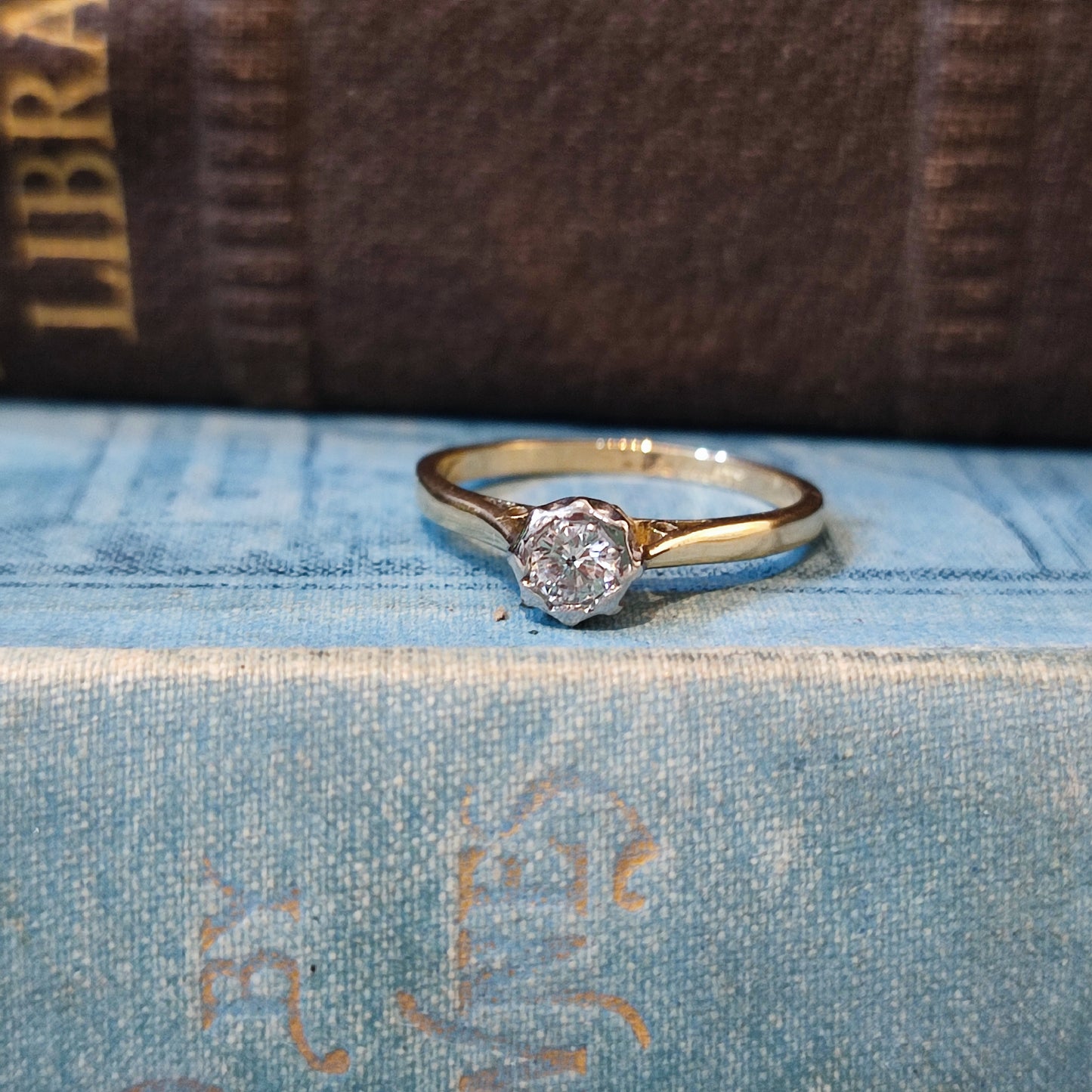 Vintage 0.20ct Diamond Ring in 18ct Yellow Gold Illusion set