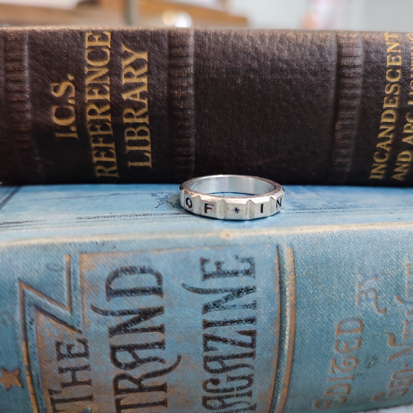 IN * MEMORY * OF * Victorian style Memorial Ring in Silver