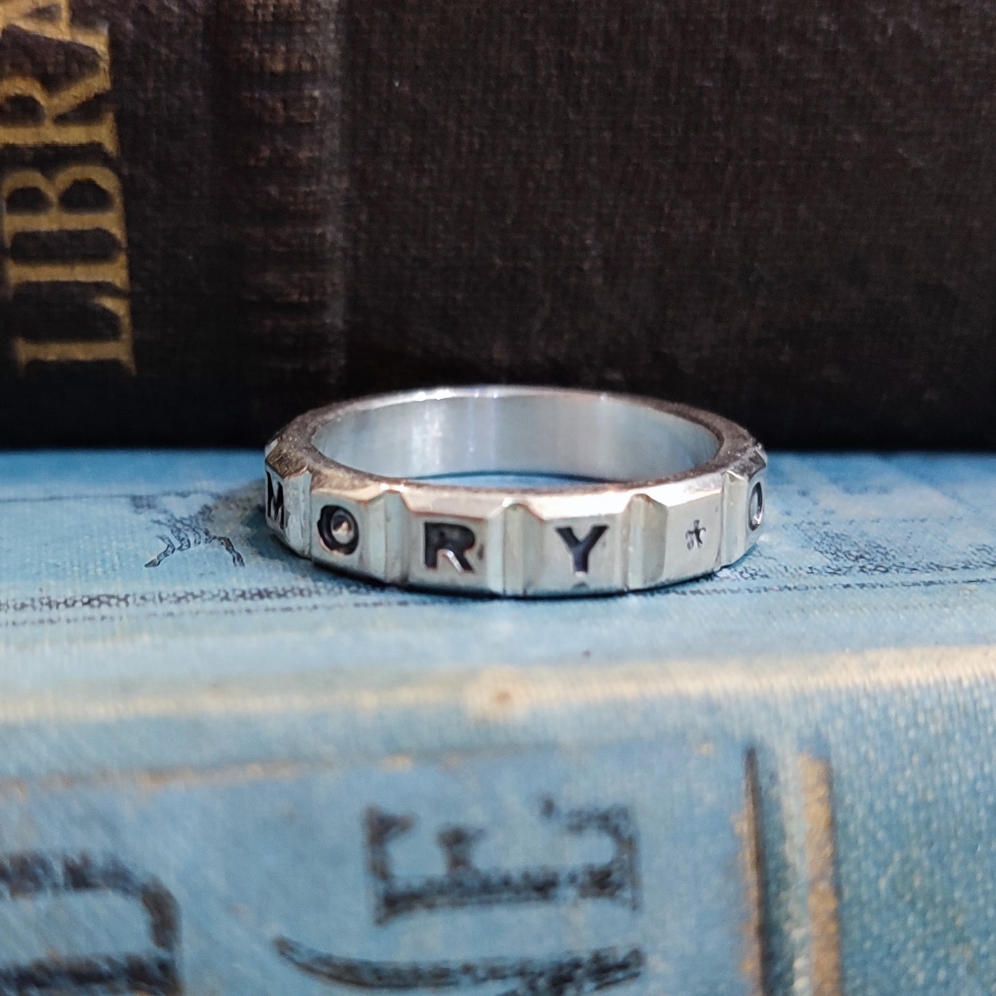 IN * MEMORY * OF * Victorian style Memorial Ring in Silver