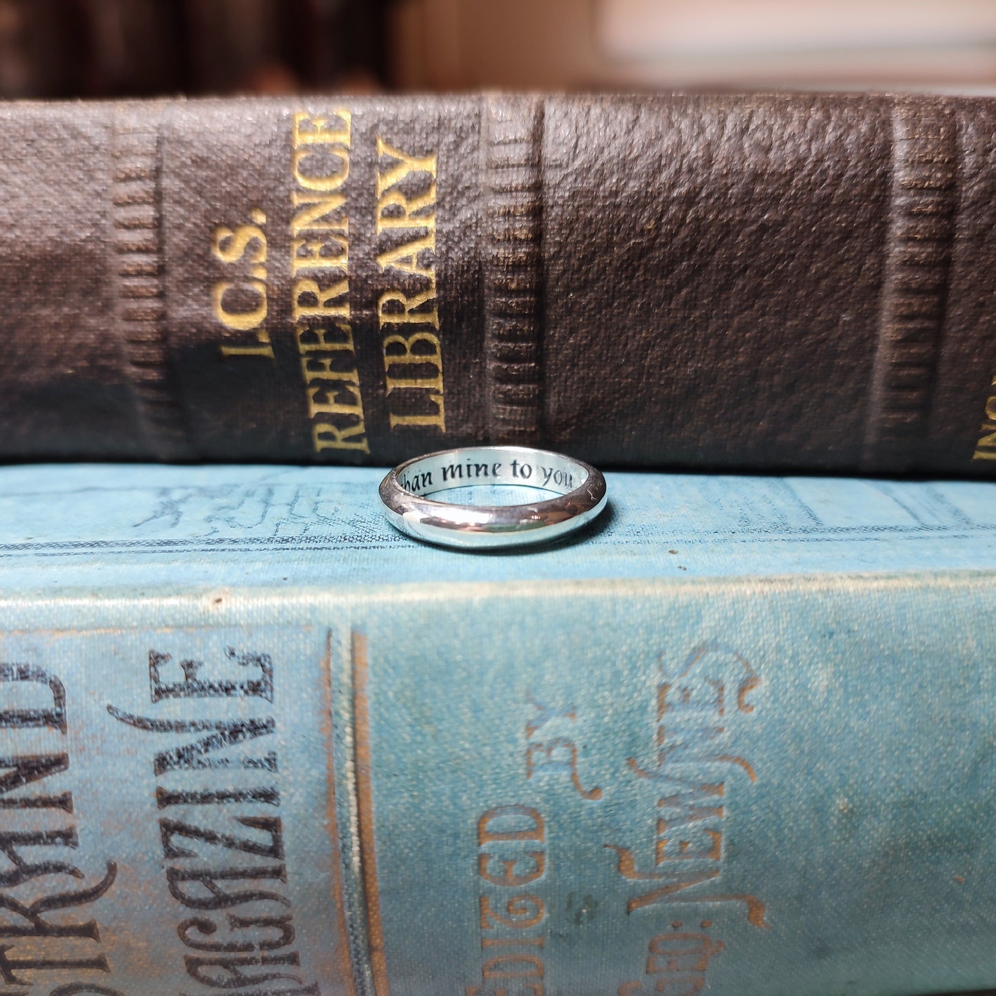 'Noe heart more true than mine to you' Engraved Medieval Posy Ring