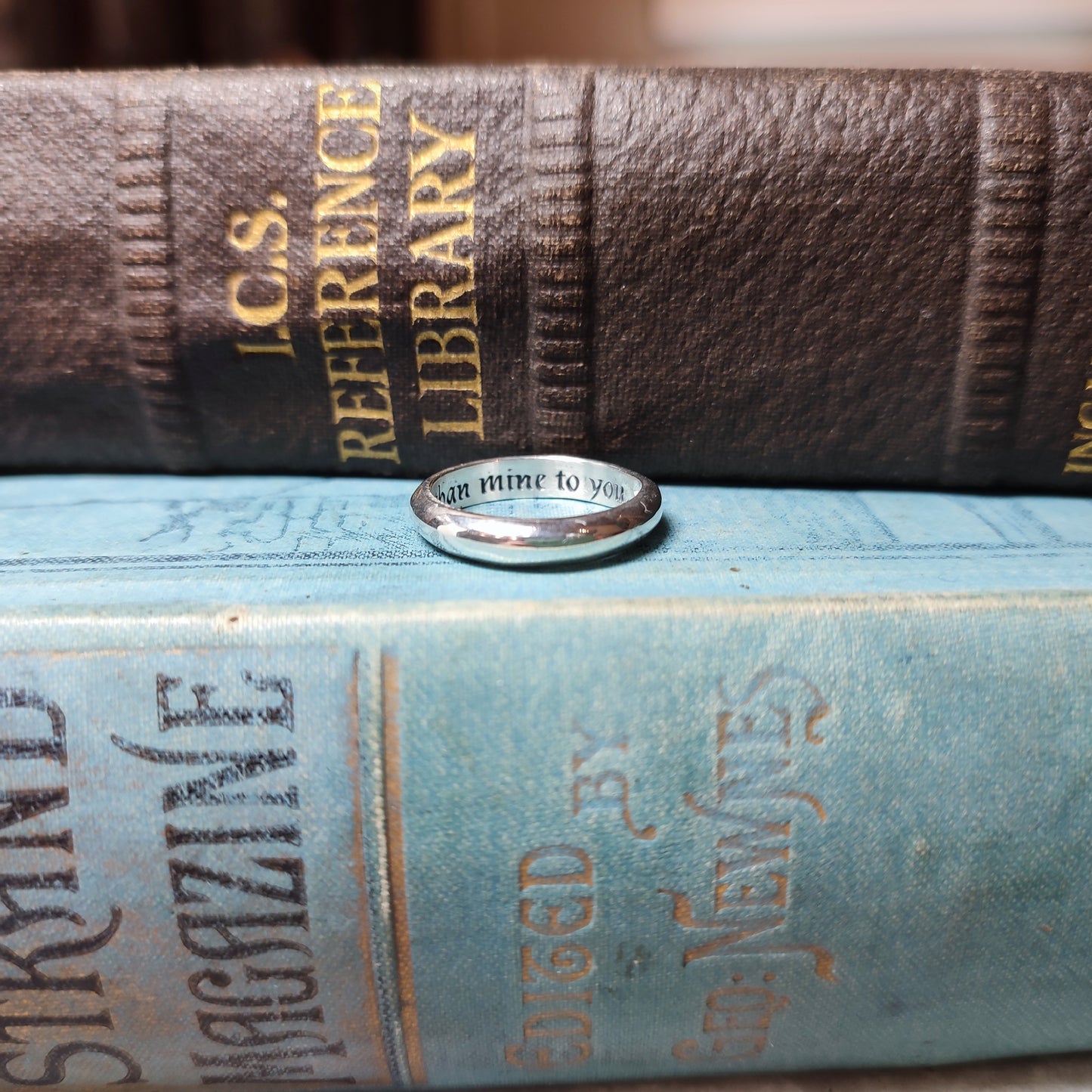 'Noe heart more true than mine to you' Engraved Medieval Posy Ring