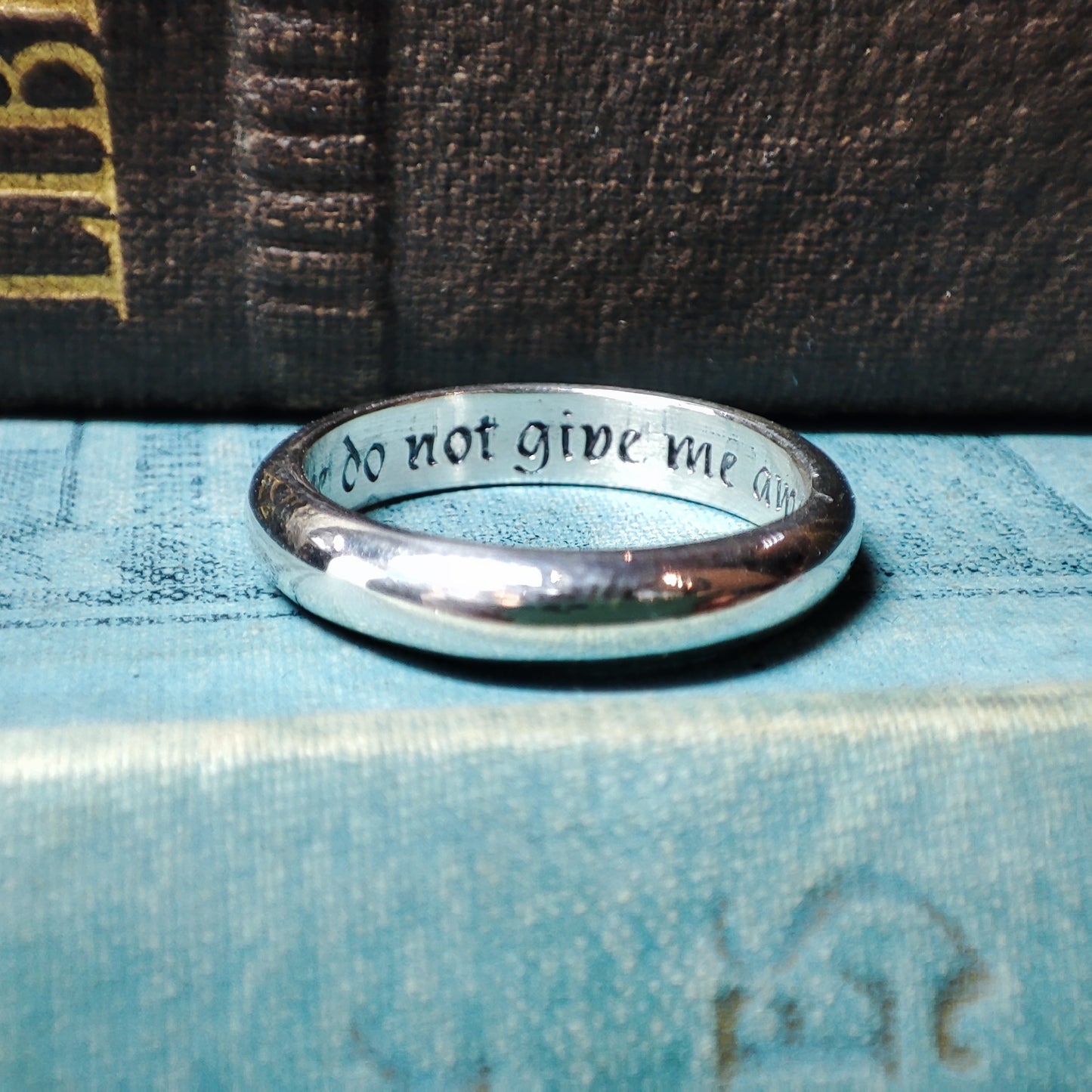 'I am a token of love do not give me away' Engraved Medieval Posy Ring