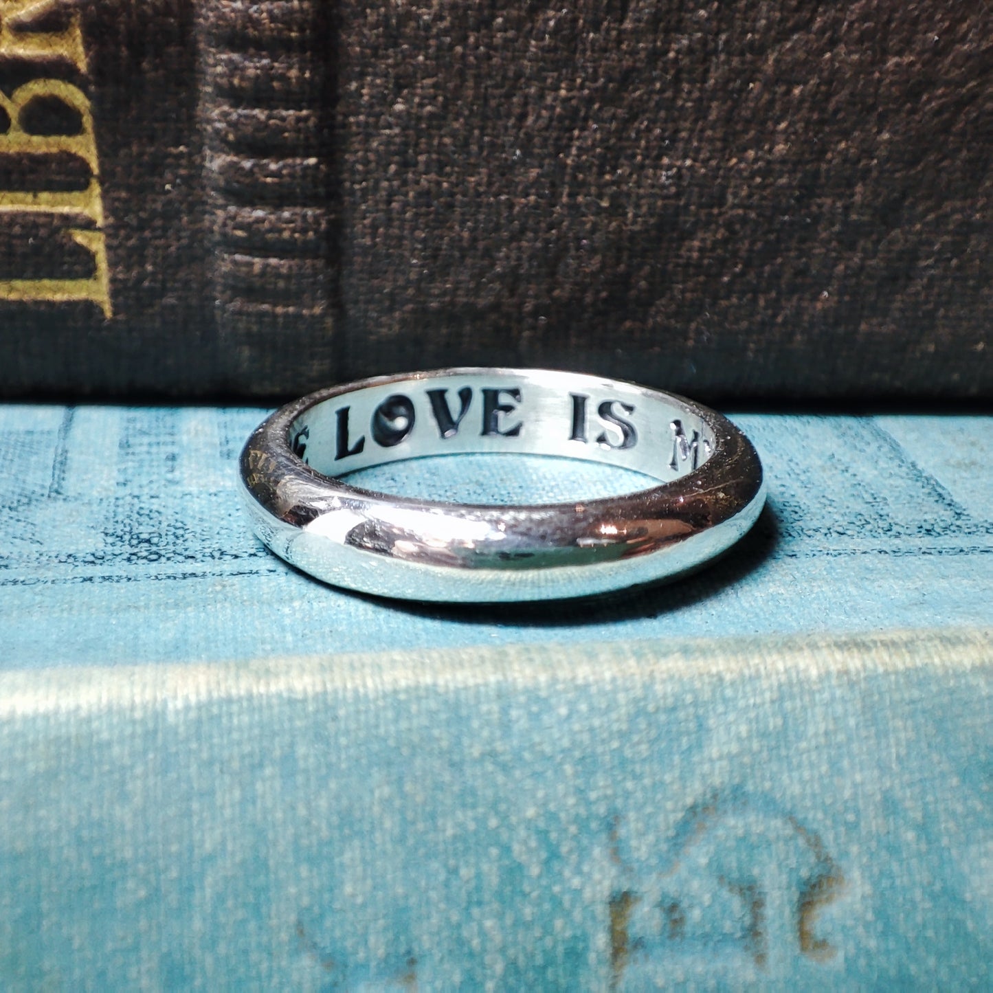 'TRVE LOVE IS MY DESIRE' Engraved Medieval Posy Ring