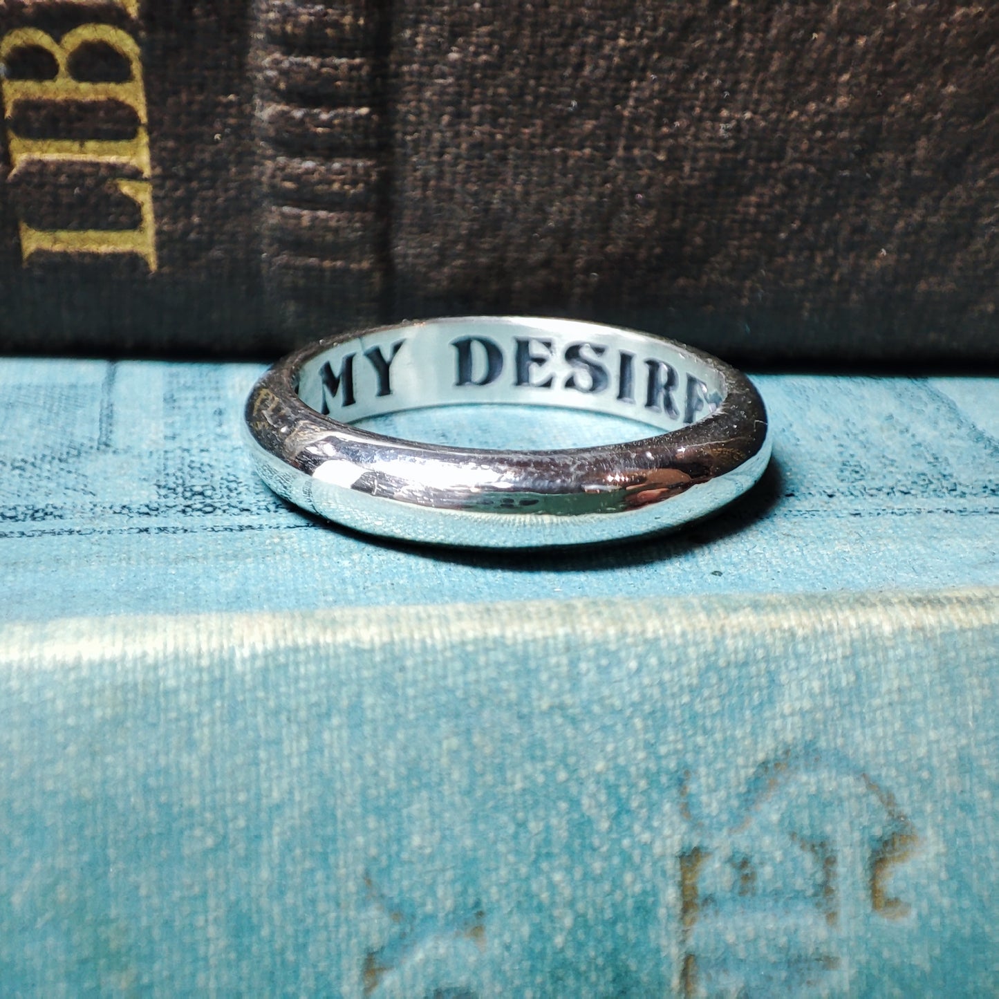 'TRVE LOVE IS MY DESIRE' Engraved Medieval Posy Ring
