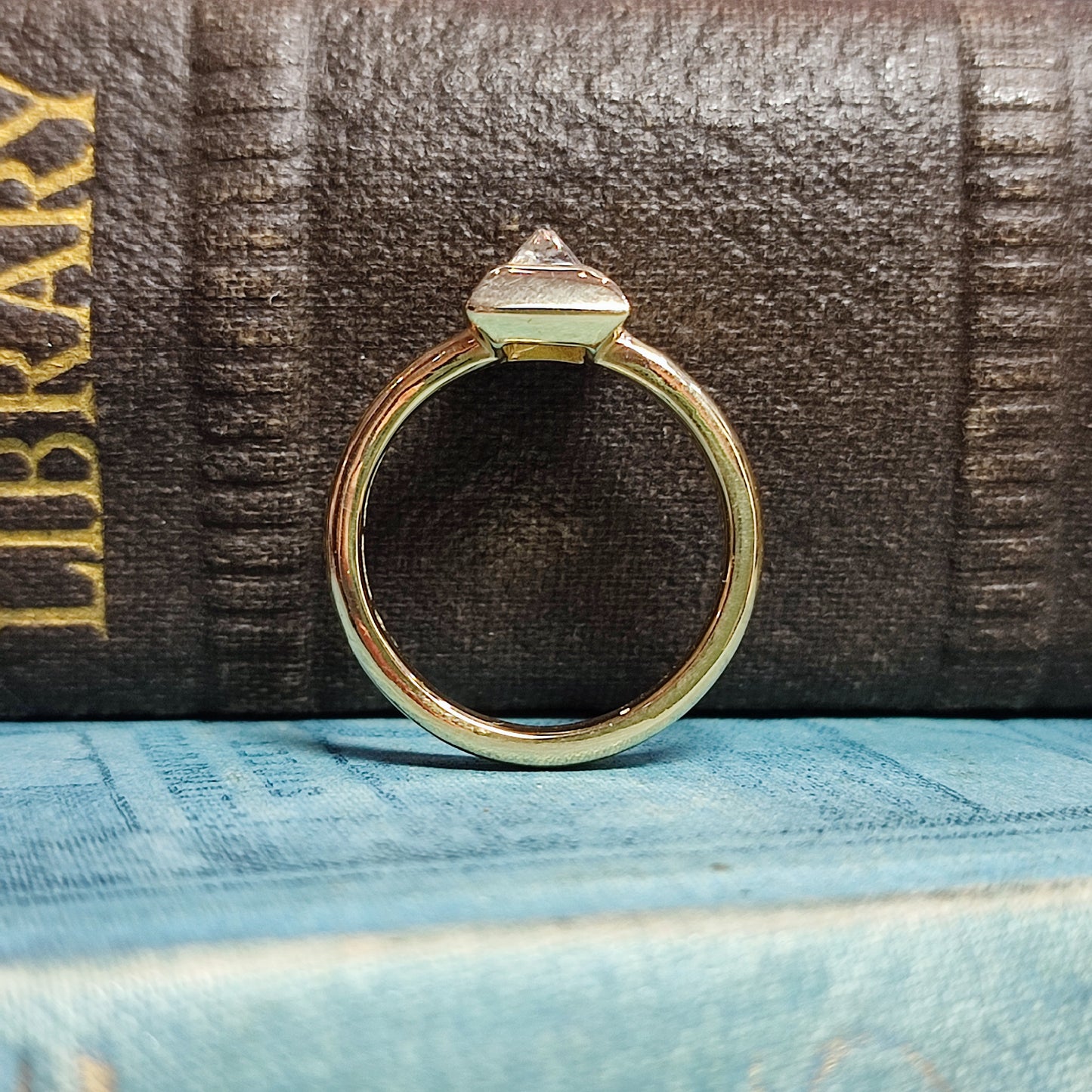 'Pie Dish' Medieval style ring with 0.55ct Rough Diamond Octahedron ring