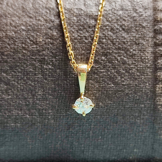 Diamond Pendant in 14ct Yellow Gold