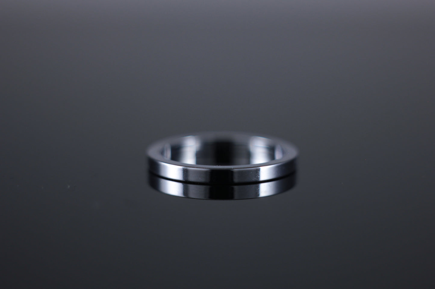 18ct 2mm Flat Wedding Band Yellow, Rose or White Gold