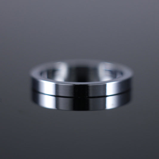 18ct 2.5mm Flat Wedding Band in White Gold