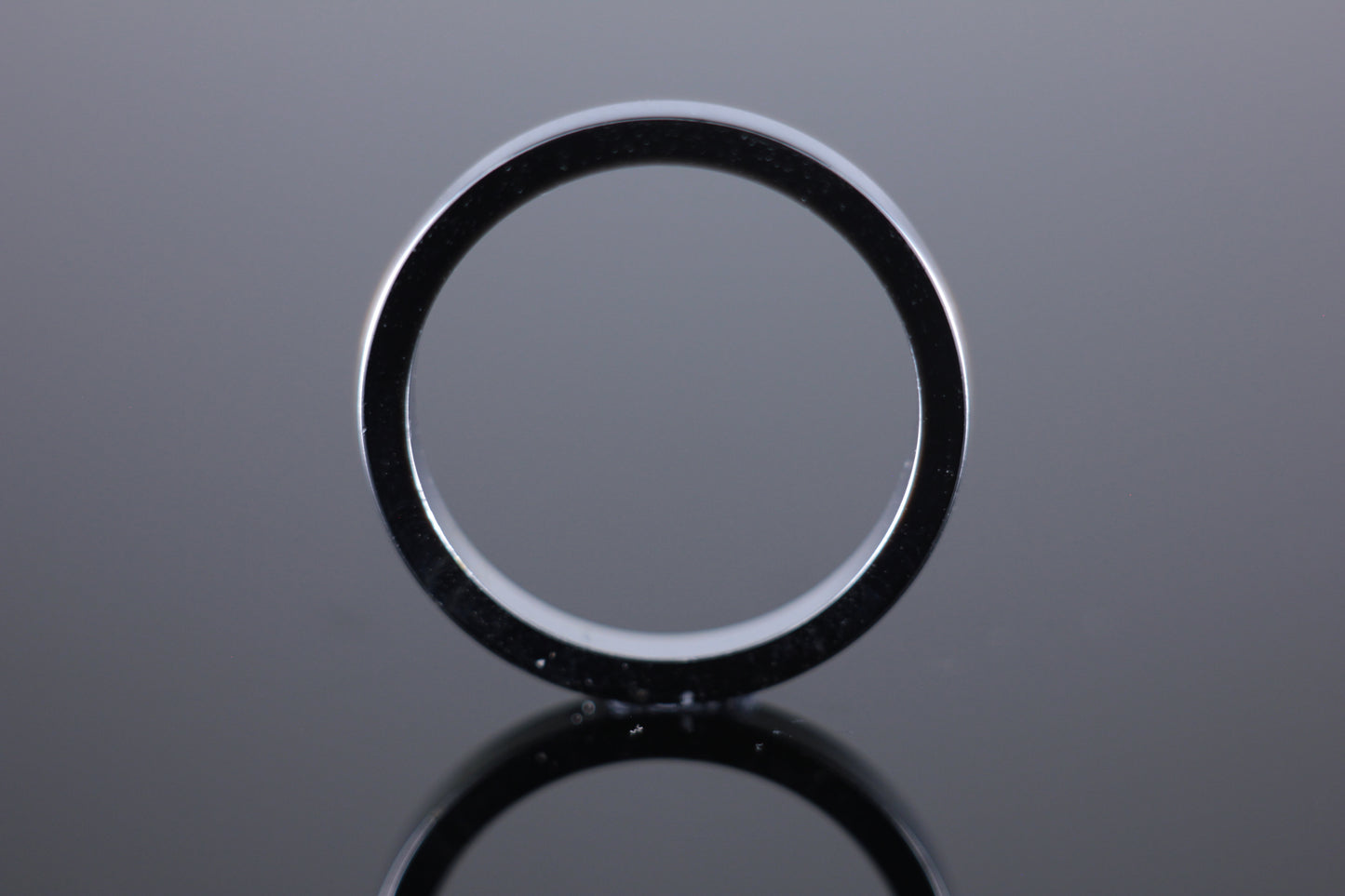 18ct 2.5mm Flat Wedding Band in White Gold