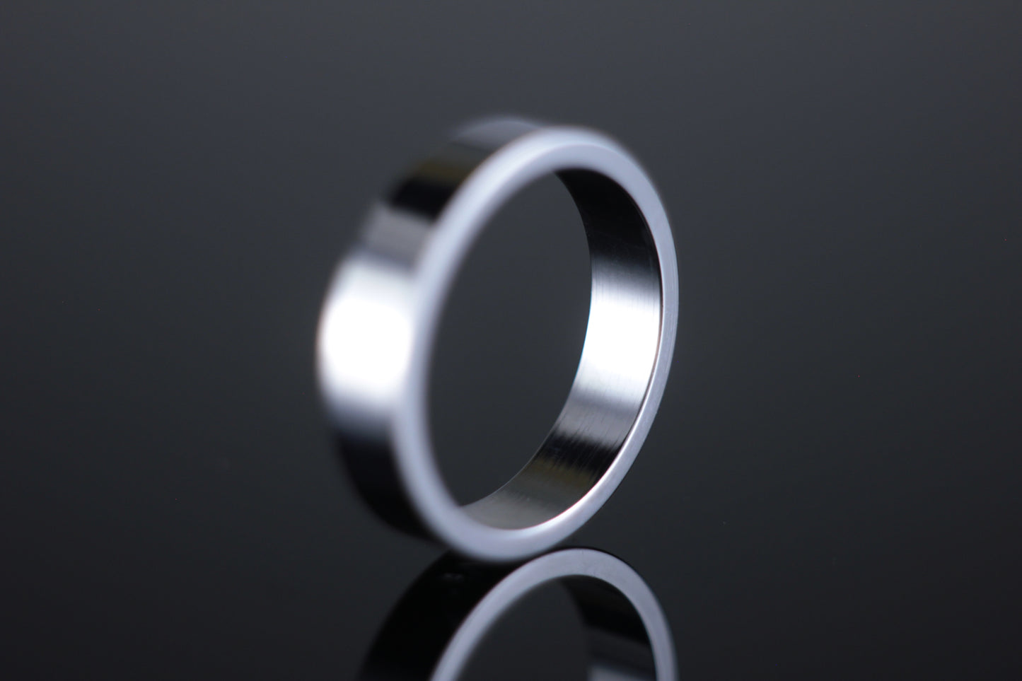 18ct 5mm Flat Wedding Band Flat Court Profile 18ct Yellow, Rose or White Gold