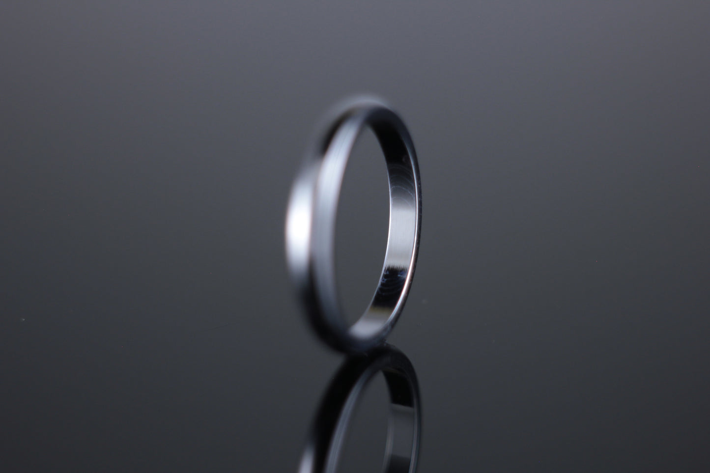 18ct 2.5mm 'D' Profile Wedding Band in Yellow, Rose or White Gold