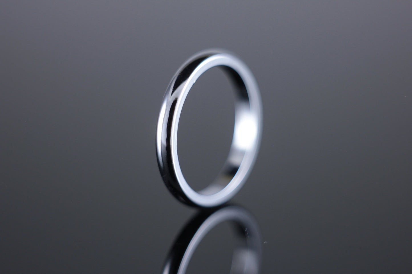 18ct 2.5mm 'D' Profile Wedding Band in Yellow, Rose or White Gold