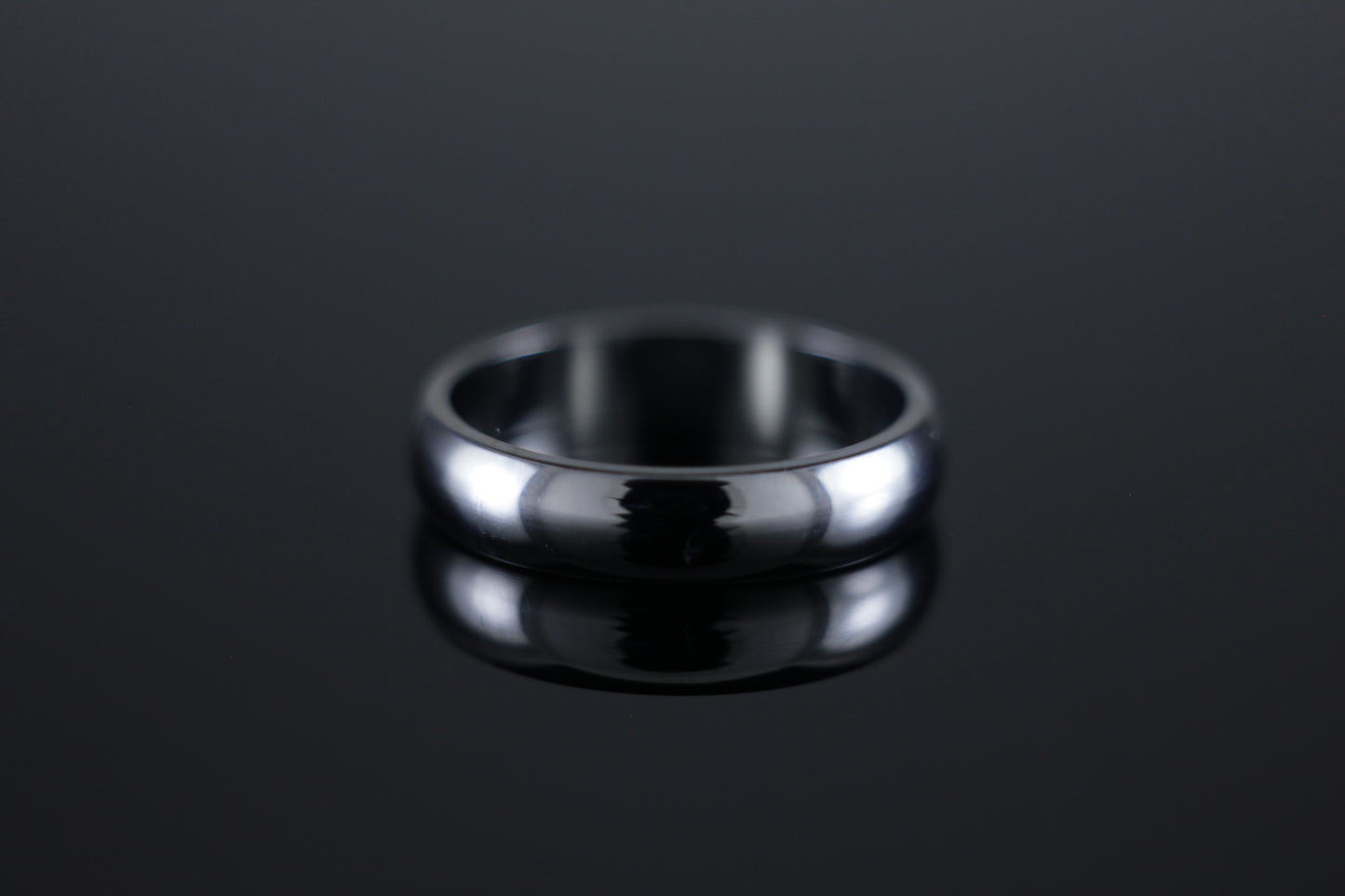 5mm 'D' Profile Wedding Band in 18ct White Gold