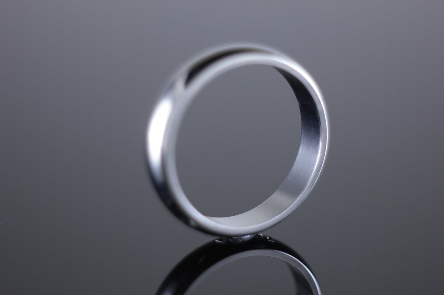 5mm 'D' Profile Wedding Band in 18ct White Gold