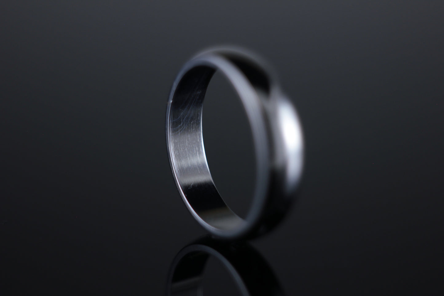 5mm 'D' Profile Wedding Band in 18ct White Gold