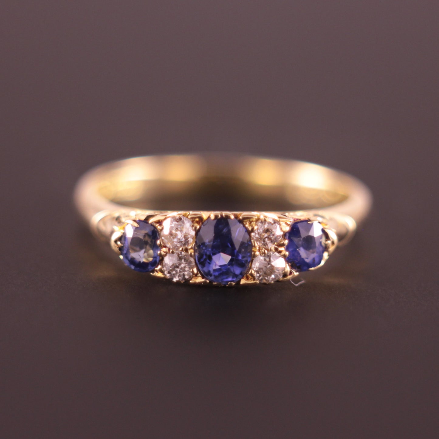 Antique Victorian Sapphire and Old cut Diamonds in 18ct Yellow Gold Ring