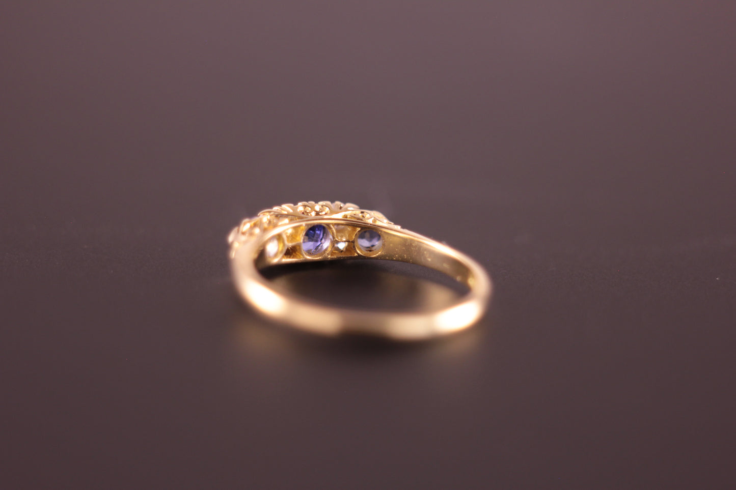 Antique Victorian Sapphire and Old cut Diamonds in 18ct Yellow Gold Ring