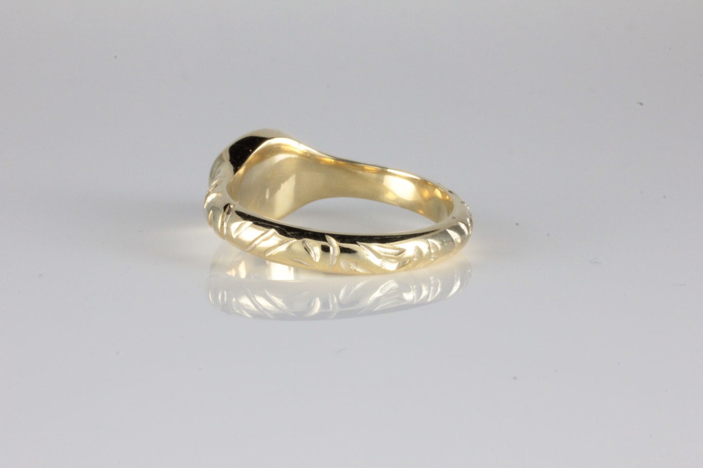 'Odessos' Georgian style Oval Amethyst Cabochon Ring