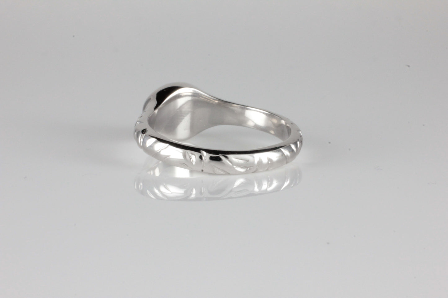 'Odessos' Georgian style Oval Pink Tourmaline Cabochon Ring
