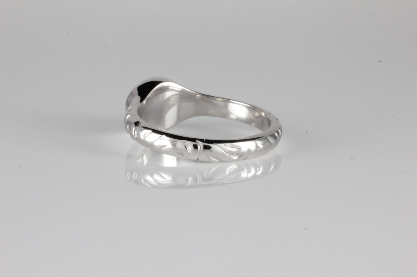 'Odessos' Georgian style Oval Pink Tourmaline Cabochon Ring