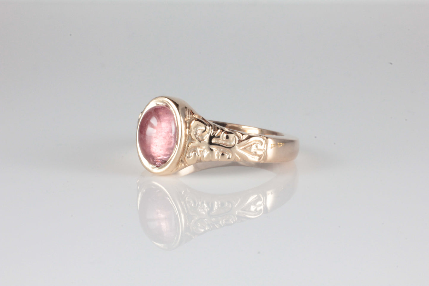 'Sostra' Victorian style Oval Pink Tourmaline Cabochon Ring