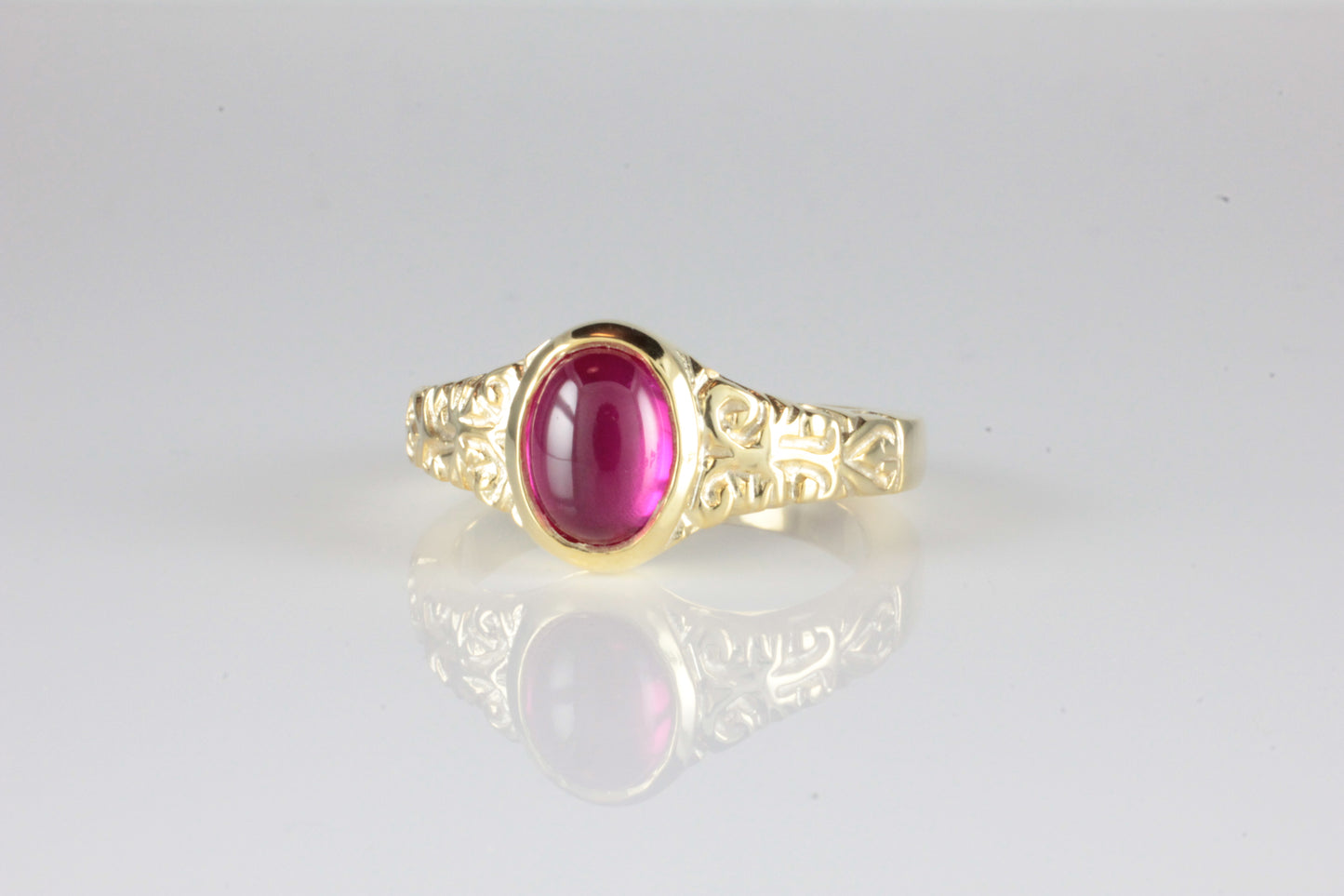 'Sostra' Victorian style Oval Ruby Cabochon Ring
