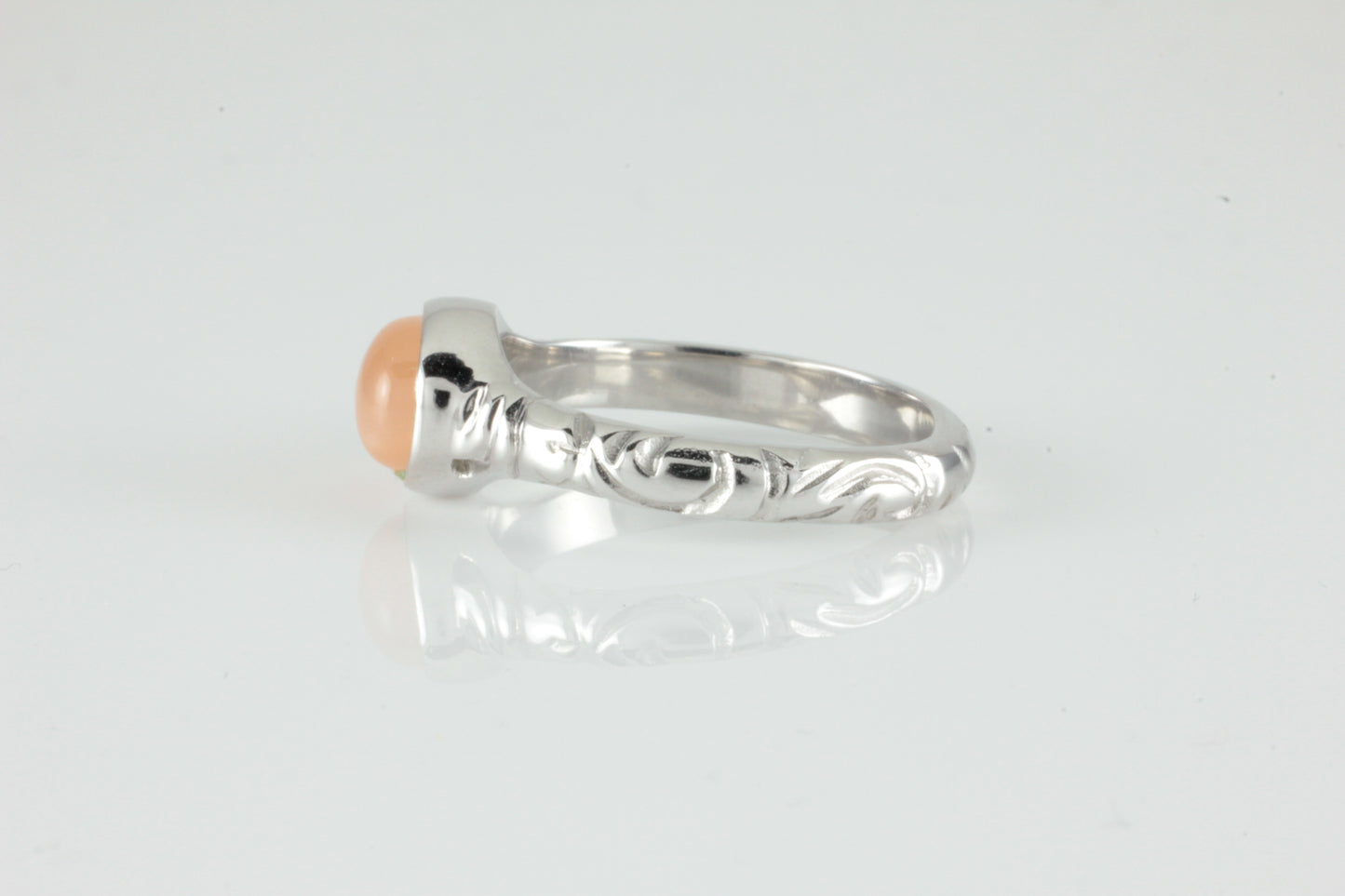 'Odessos' Georgian style Oval Peach Moonstone Cabochon Ring