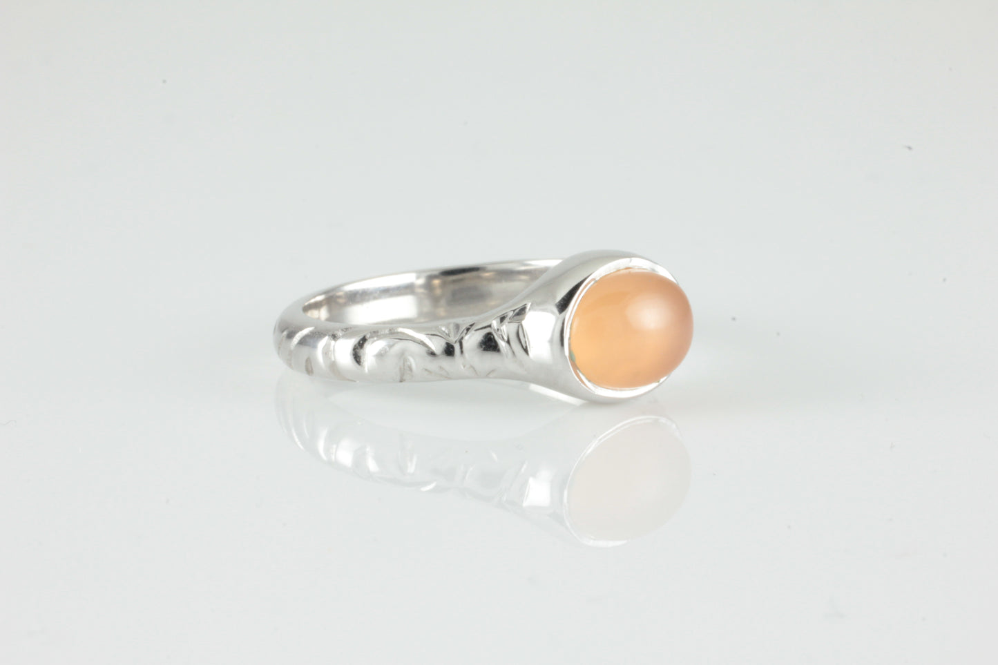 'Odessos' Georgian style Oval Peach Moonstone Cabochon Ring
