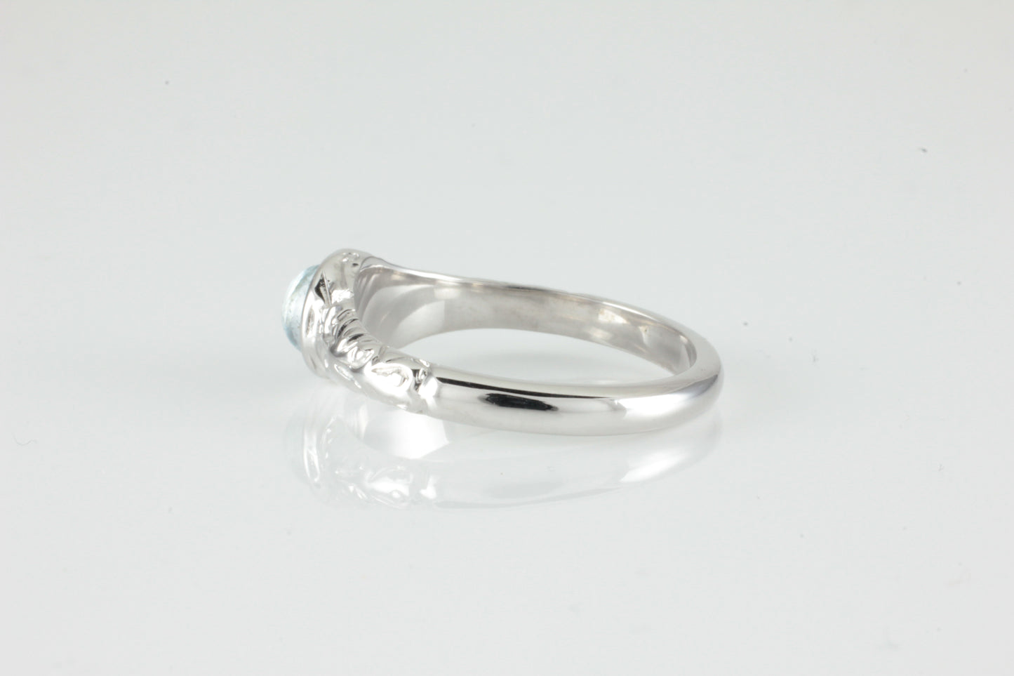 'Narona' Victorian style Round Aquamarine Cabochon Ring