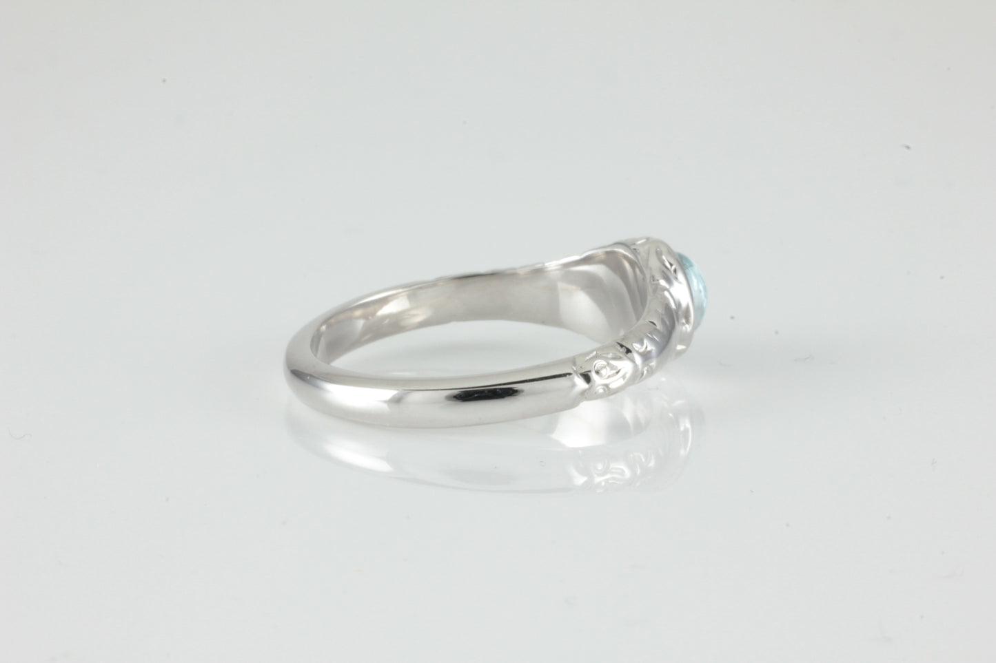 'Narona' Victorian style Round Aquamarine Cabochon Ring