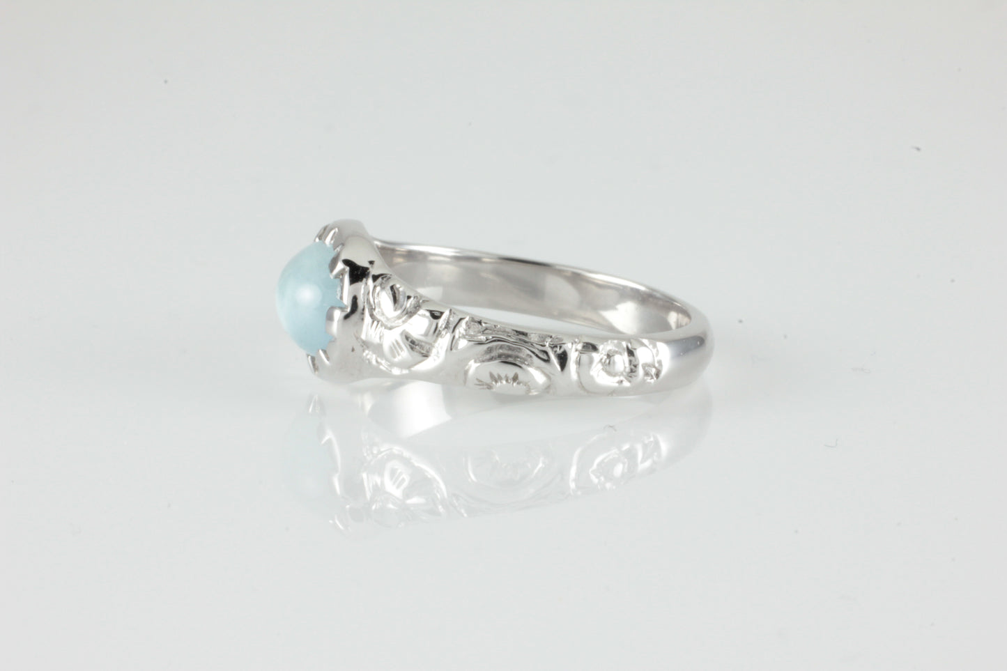 'Nida' Georgian style Oval Aquamarine Cabochon Ring