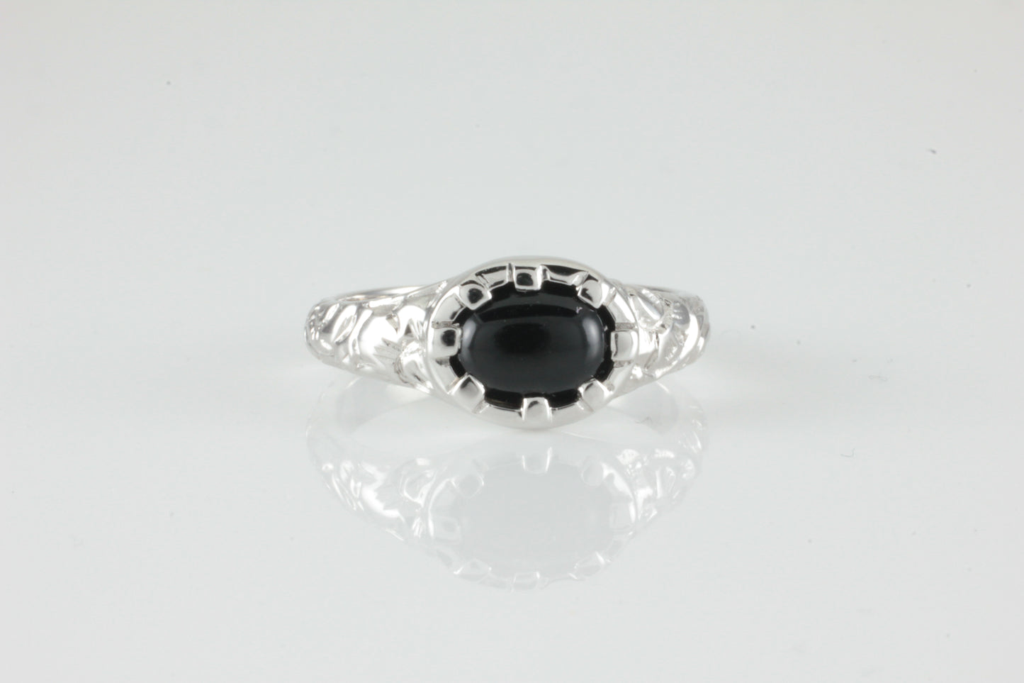 'Nida' Georgian style Oval Onyx Cabochon Ring