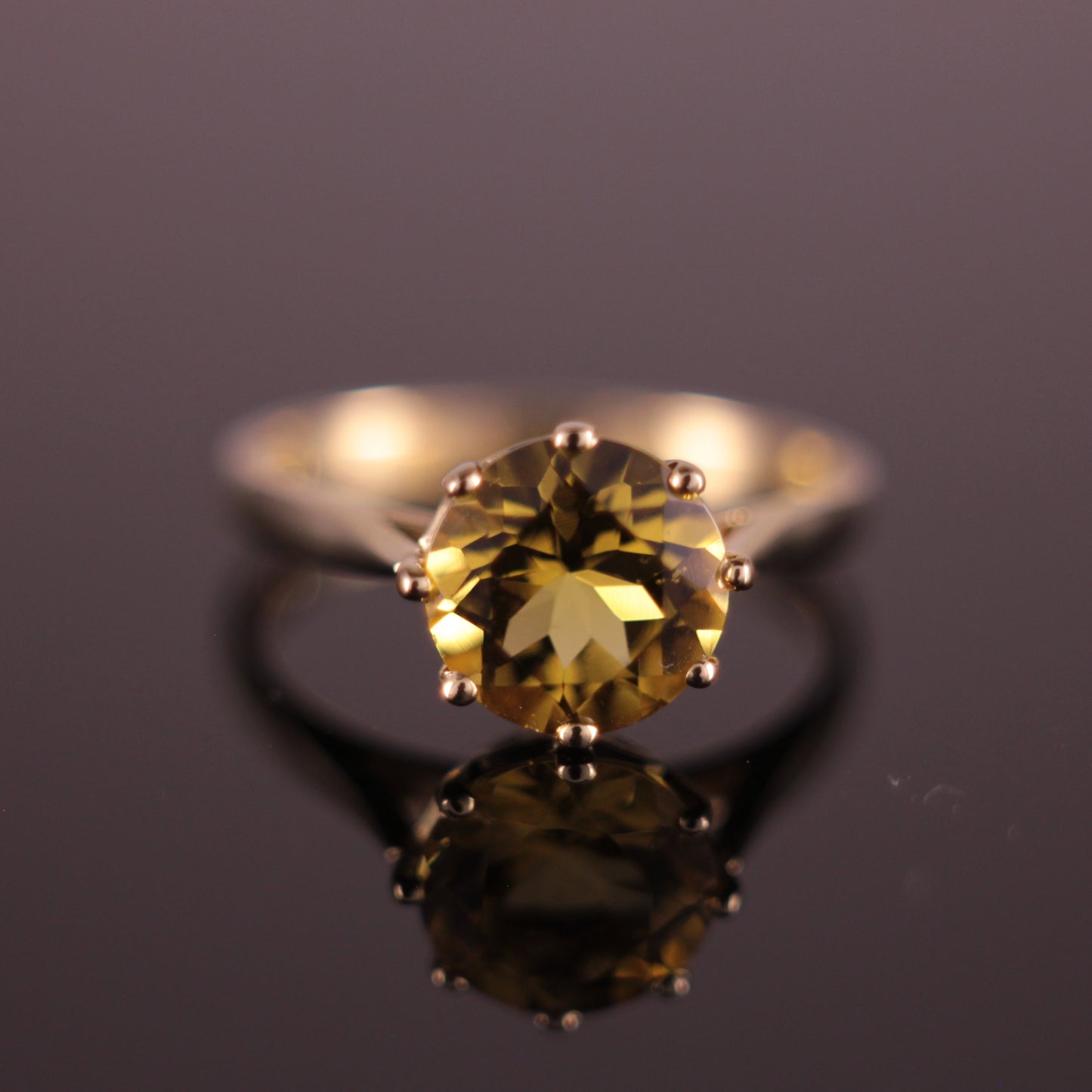 9ct Golden Yellow Heliodor Beryl ring 1.74ct 8-claw setting