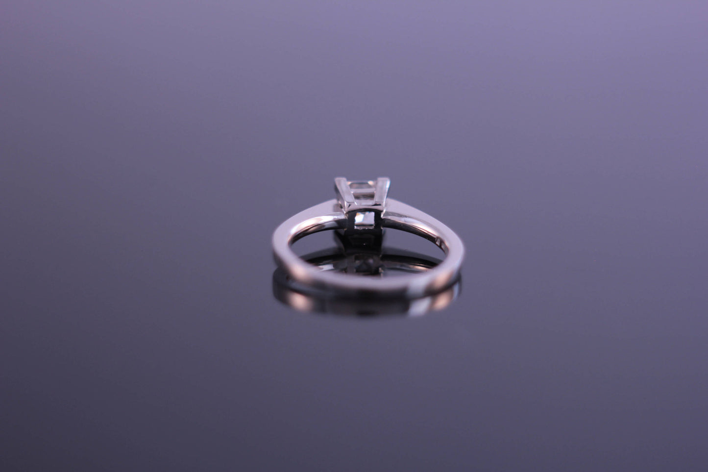 Underside of square setting