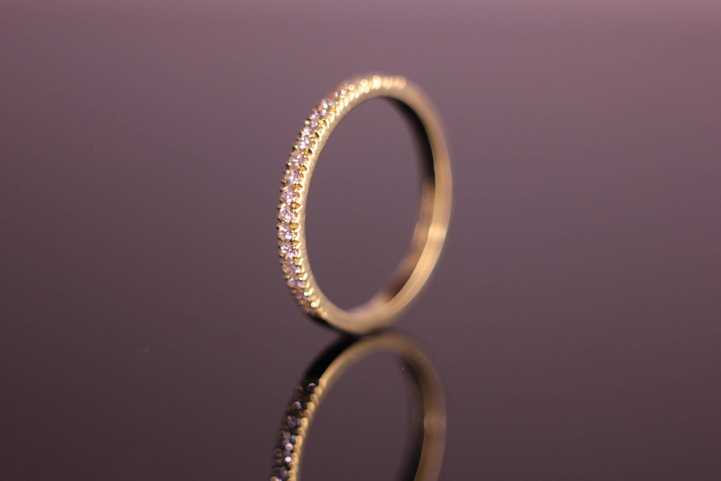 18ct Yellow Gold Diamond 0.20tcw Half Eternity Ring 1.8mm wide Fishtail Castle Set