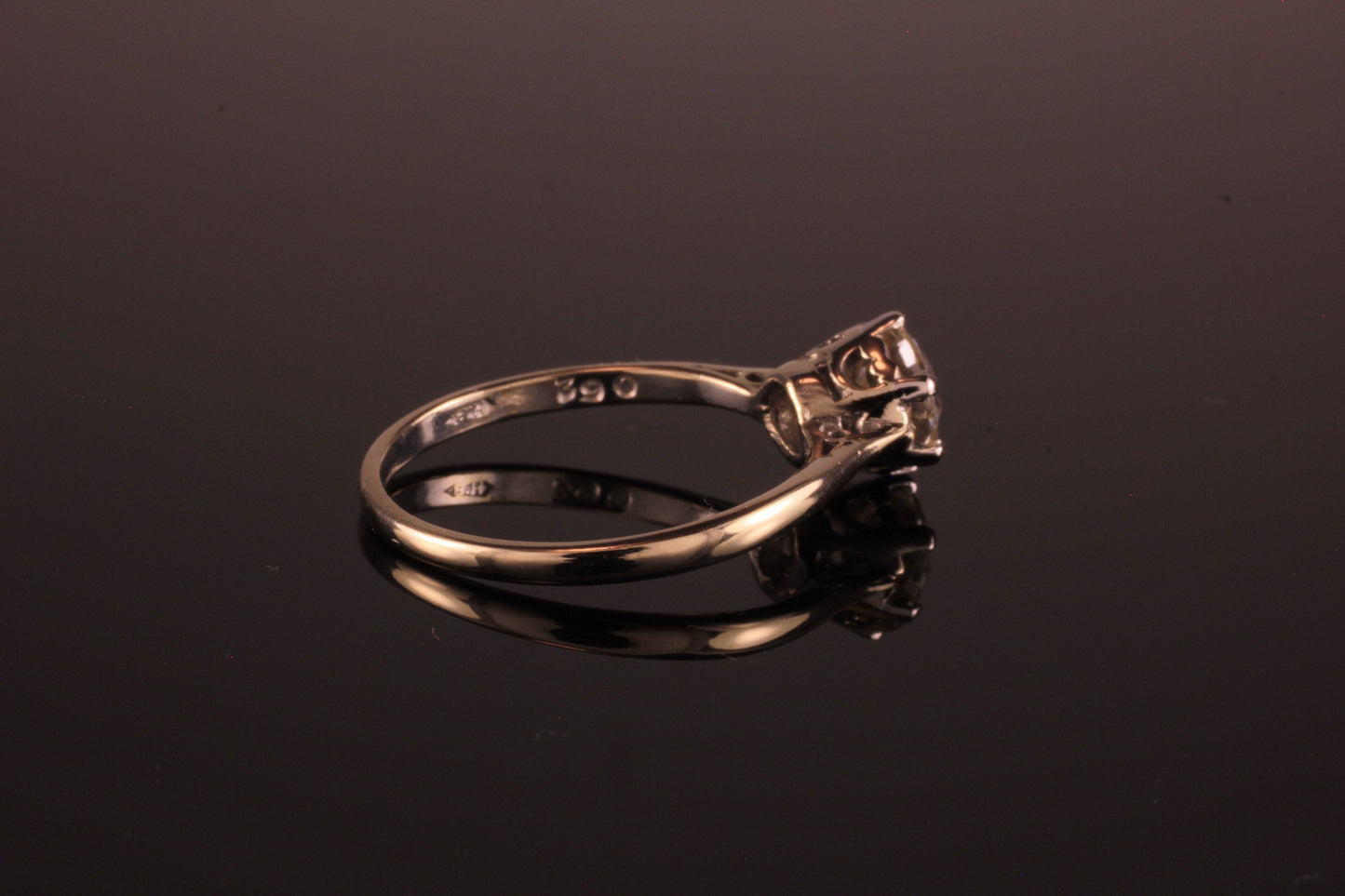 18ct White Gold 1.25ct Old Cut Moissanite Engagement ring