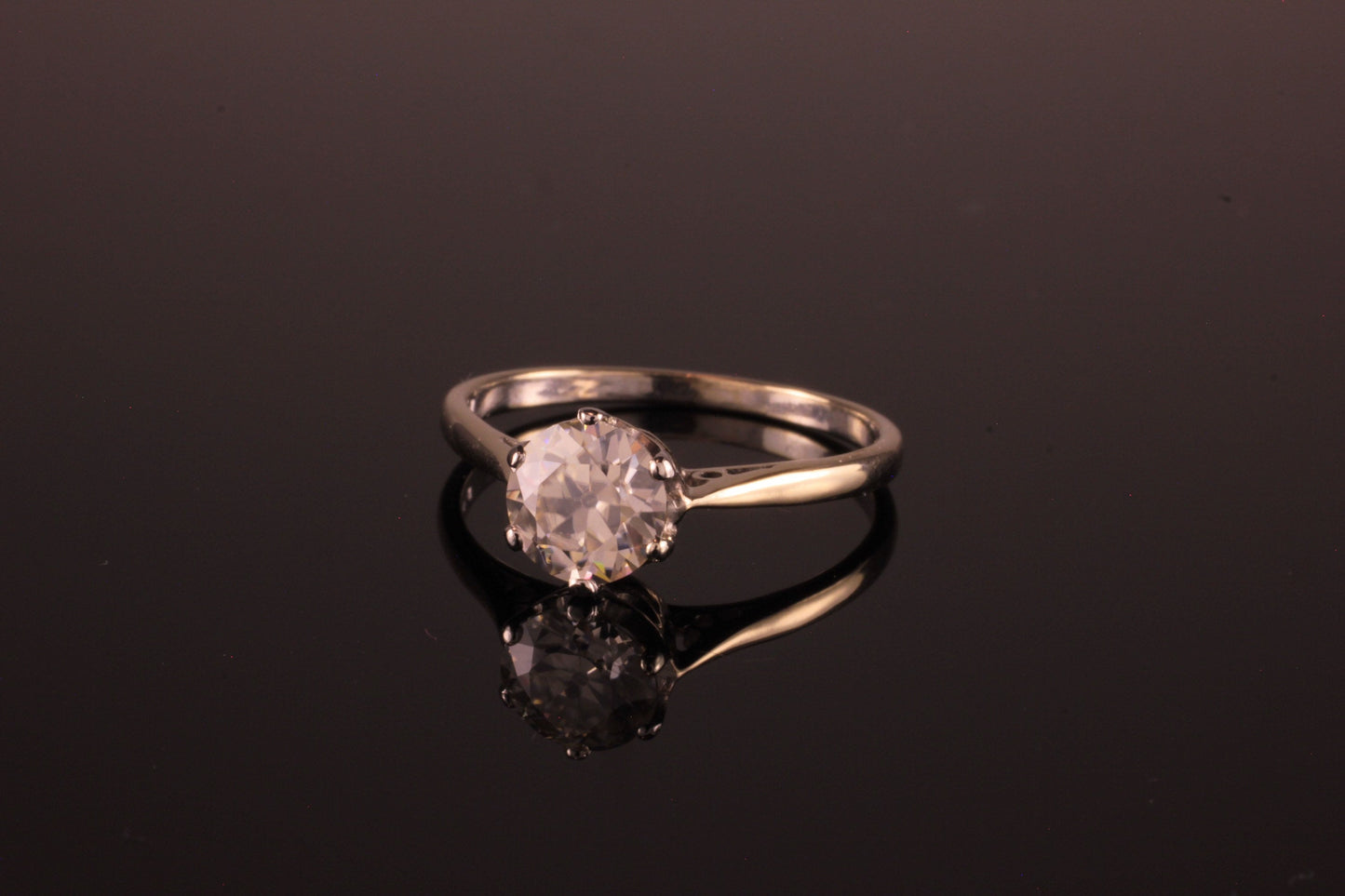 18ct White Gold 1.25ct Old Cut Moissanite Engagement ring