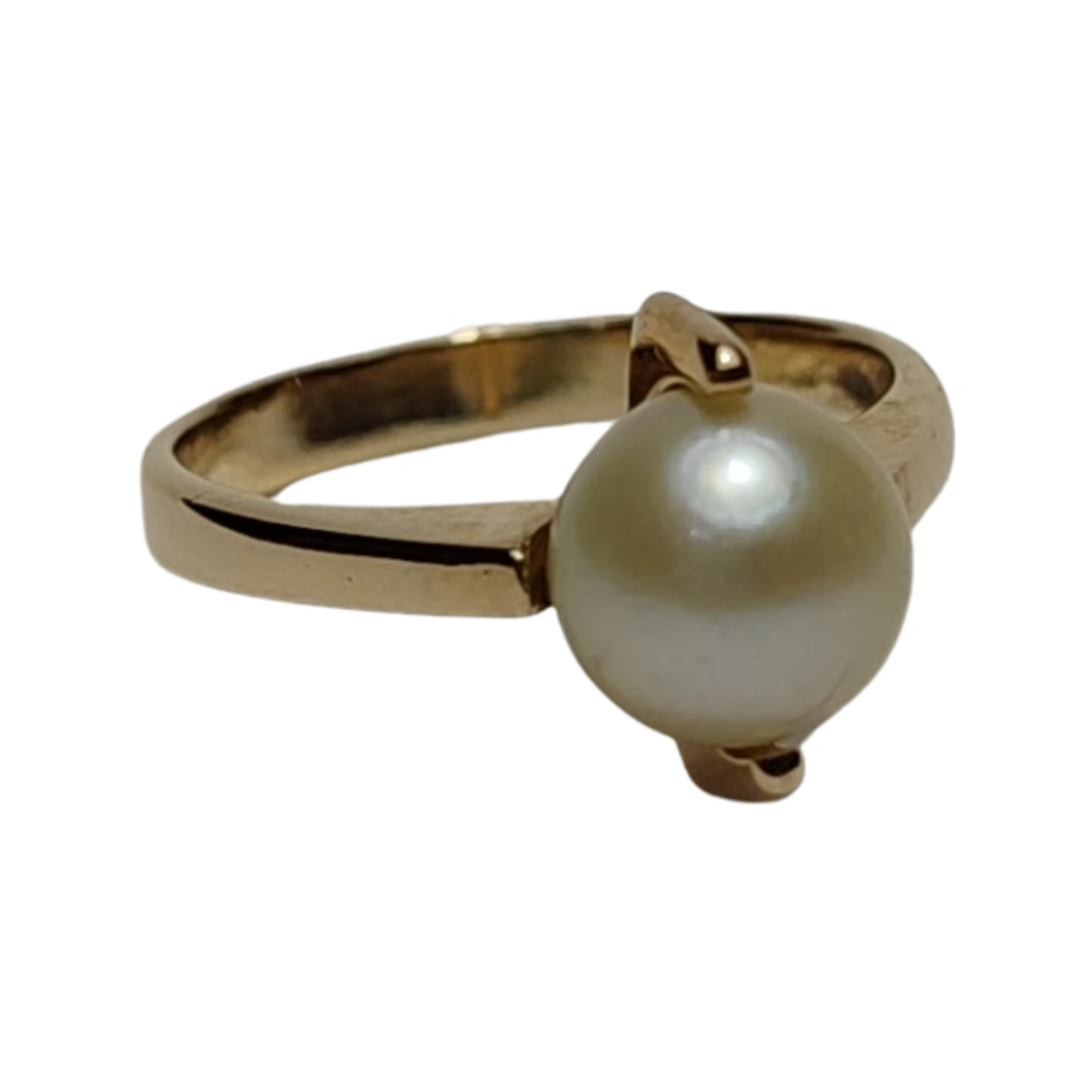 Vintage Pearl Ring c.1980's