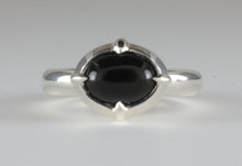 Load image into Gallery viewer, &#39;Coria&#39; C12th Early Medieval style Silver &amp; Oval Onyx Cabochon Claw Ring