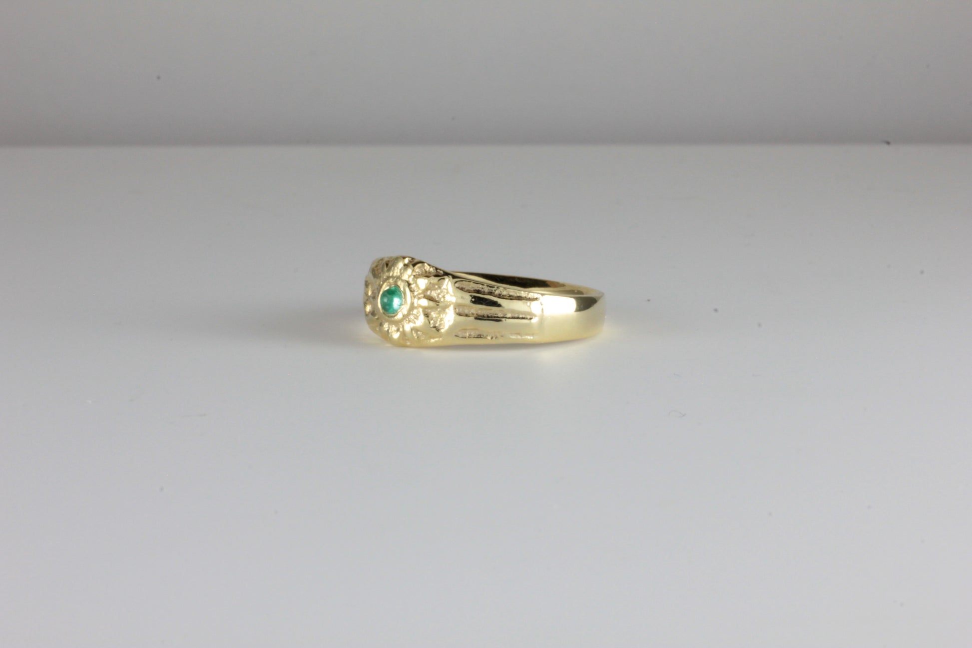 Medieval 22ct Gold and Emerald Sunburst Ring