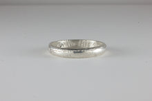 Load image into Gallery viewer, &#39;When this you see, remember mee&#39; Medieval Posy Ring